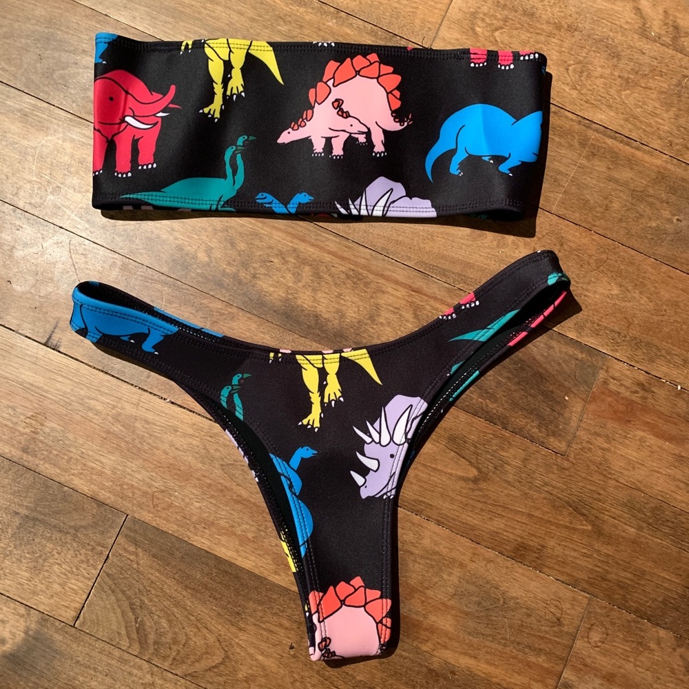 Hoaka PONY DINO set